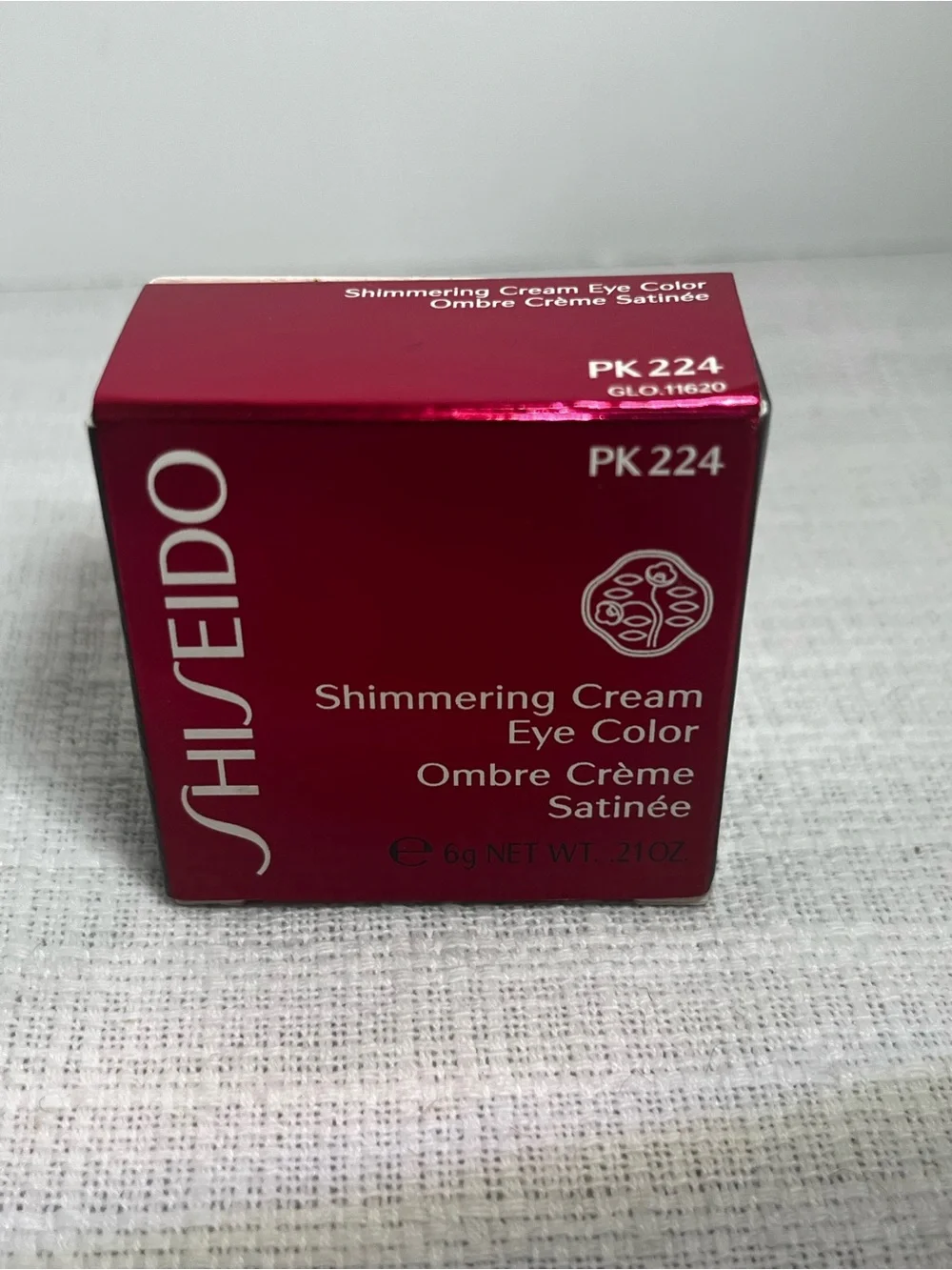 Shiseido shimmering Cream Eye shadow/ PK224 Shimmering Cream Eye Color - NWB